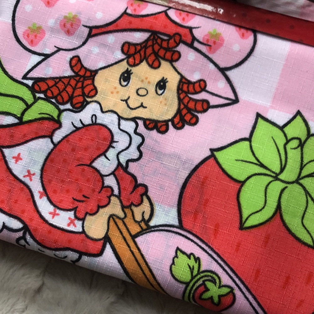 Strawberry Shortcake Pink Shower Curtain Set - Picture 4 of 8